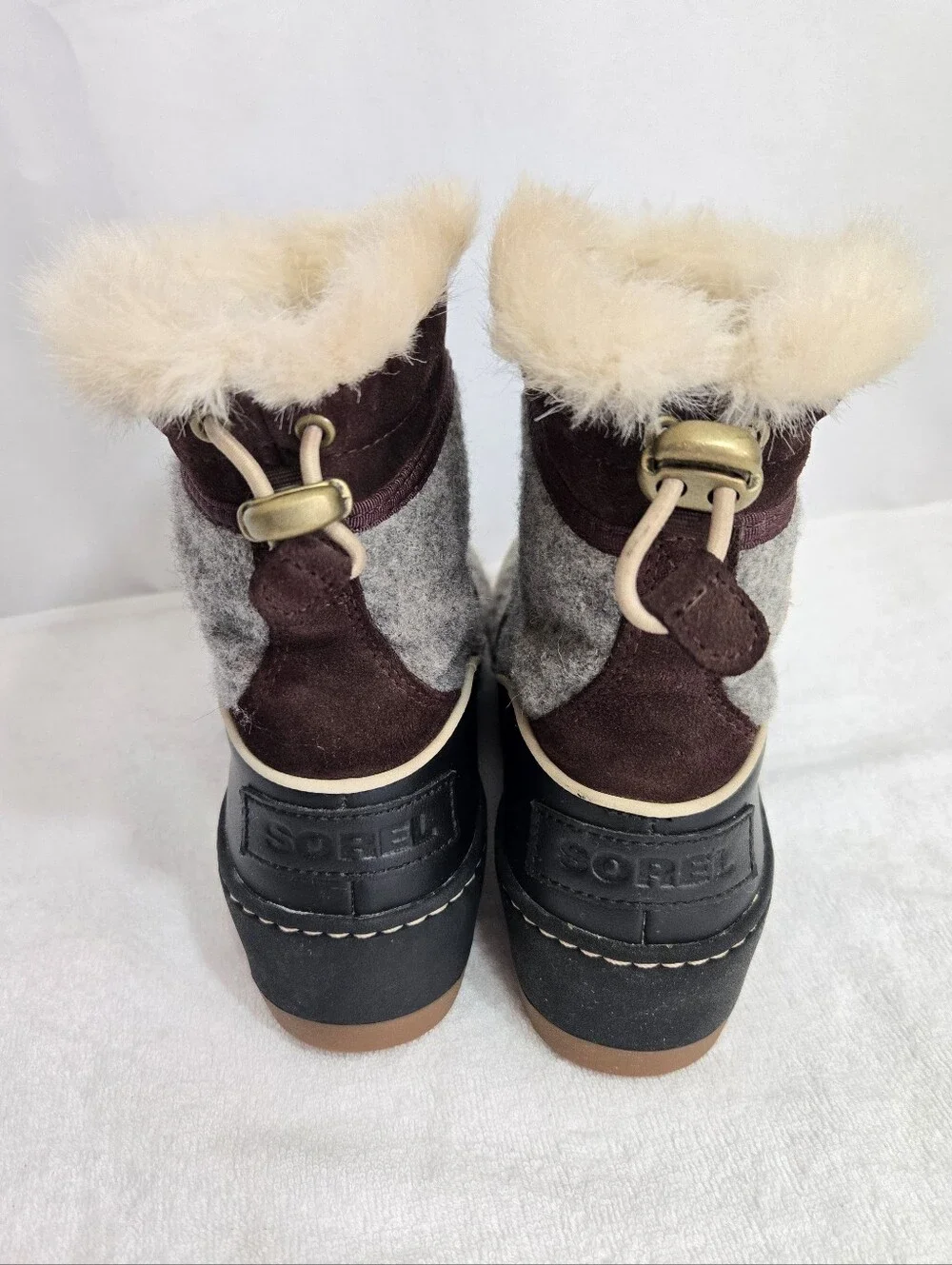 Sorel Women’s Size 9 Winter Snow Boots Gray Brown Faux Fur Waterproof Lace Up